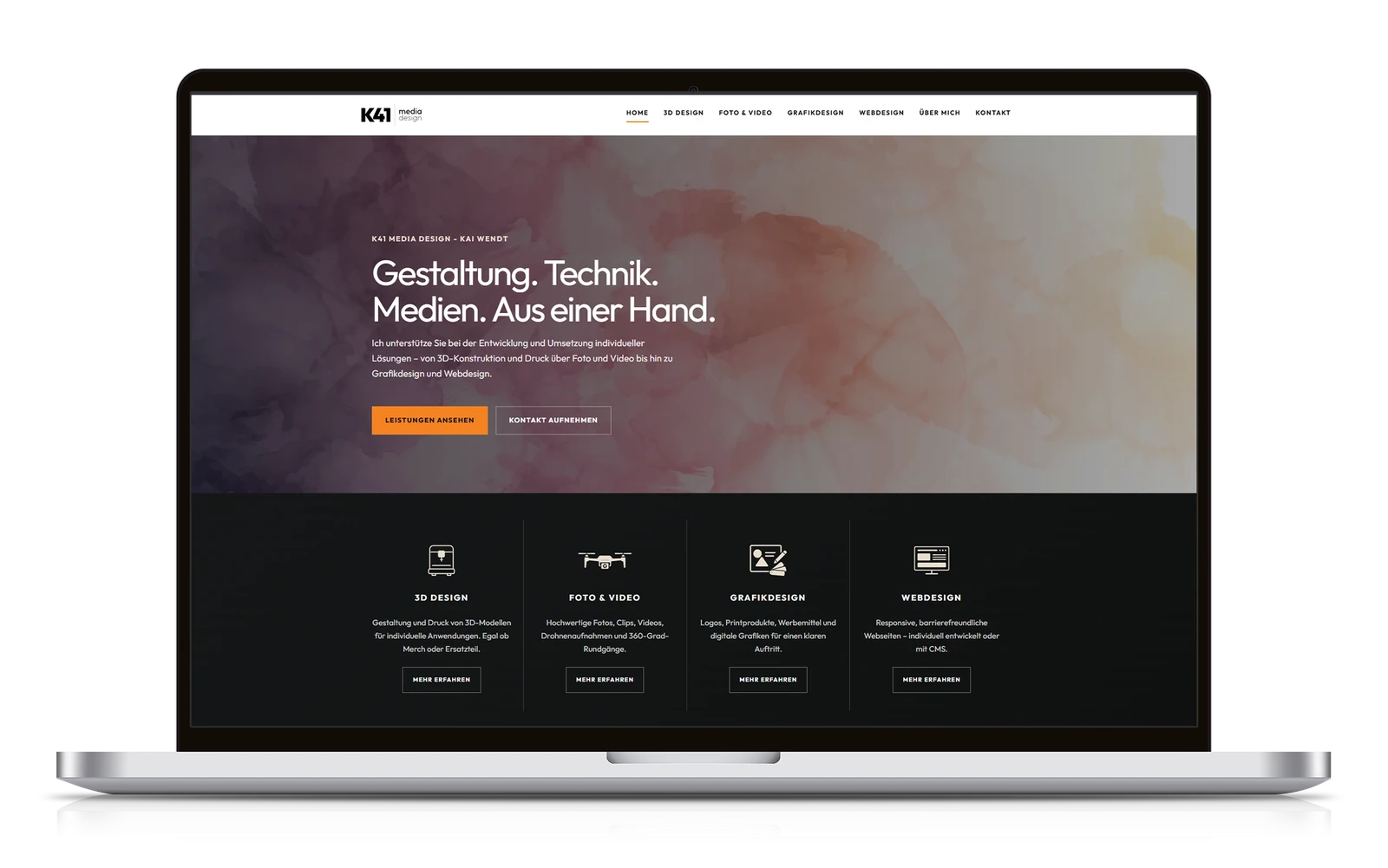 Laptop-Mockup mit der Webseite von K41 Media Design